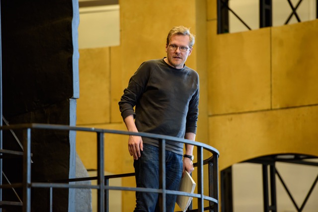 Rehearsing Krol Roger © Bill Cooper/ROH 2015