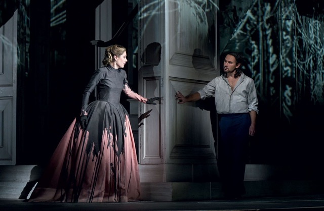 Malin Byström and Mariusz Kwiecien in Don Giovanni © ROH/Bill Cooper 2014